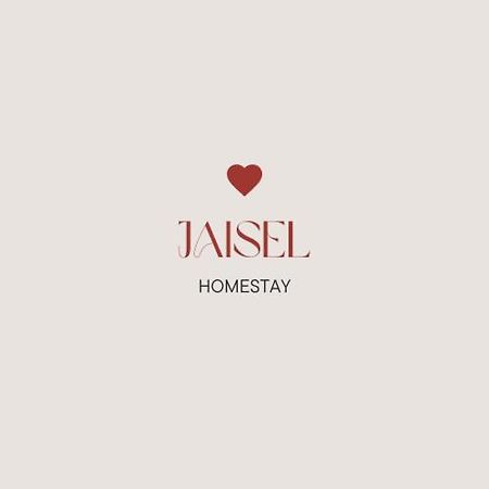 Homestay Jaisel Bisjkek Eksteriør bilde