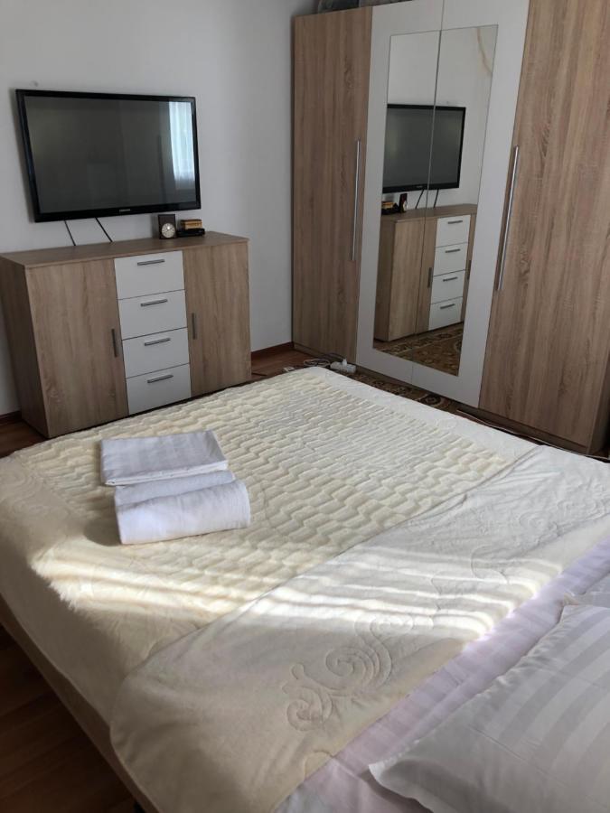 Homestay Jaisel Bisjkek Eksteriør bilde